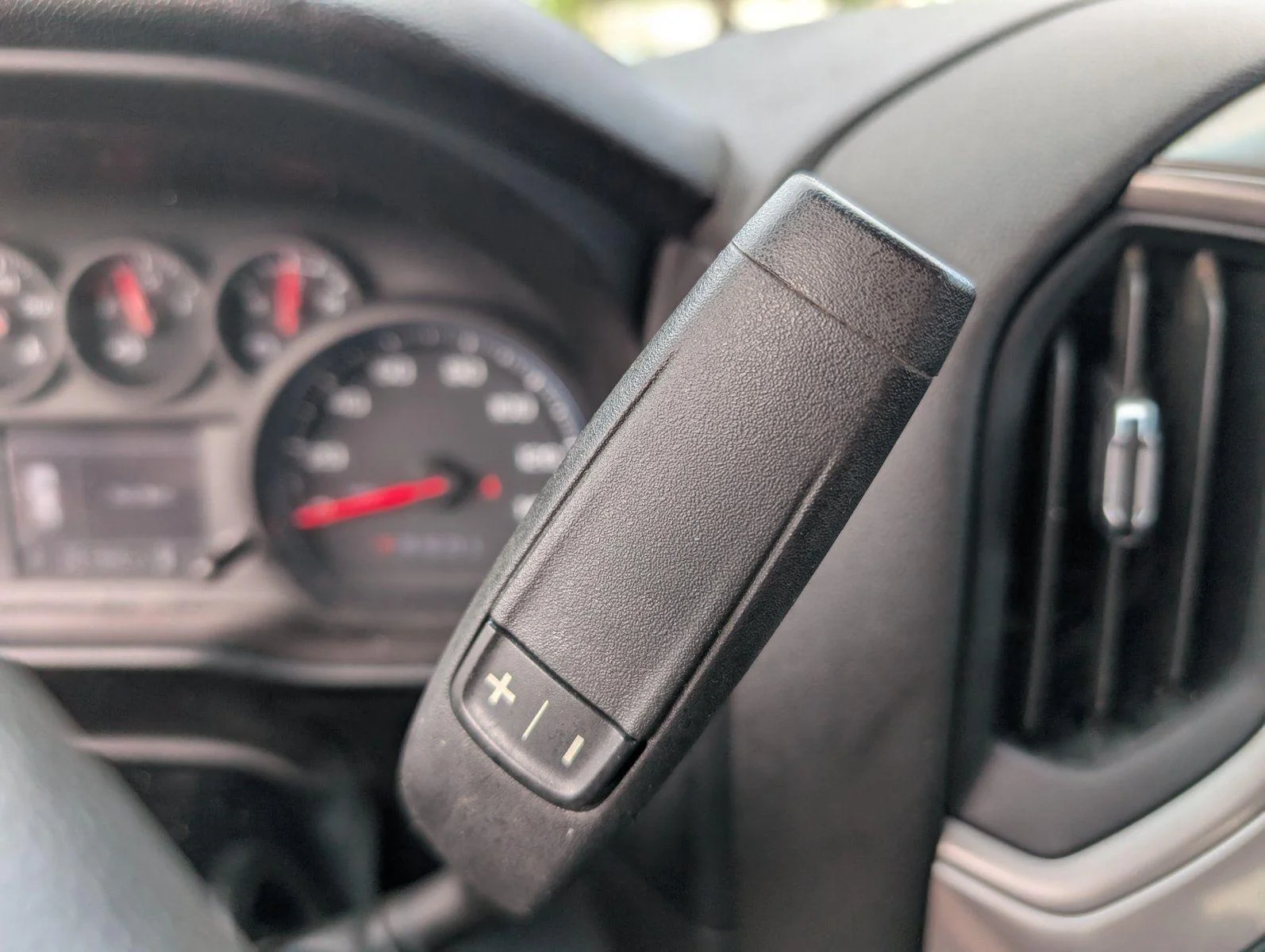 Used 2023 Black Chevrolet Custom image 22