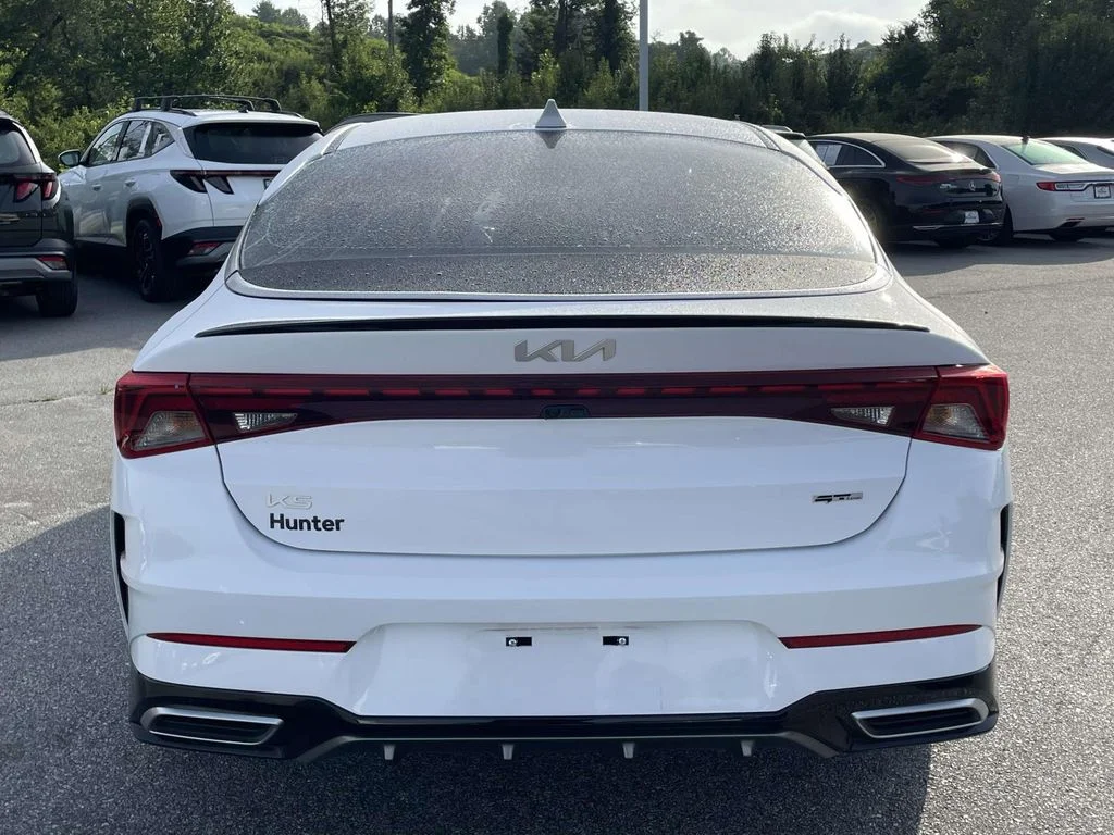 Used 2024 Glacial White Pearl Kia GT-Line image 29