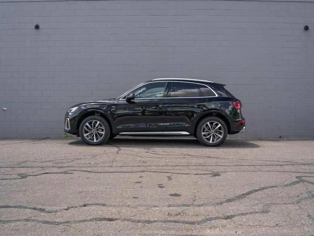 Used 2023 Black Audi 45 S line Prestige image 2