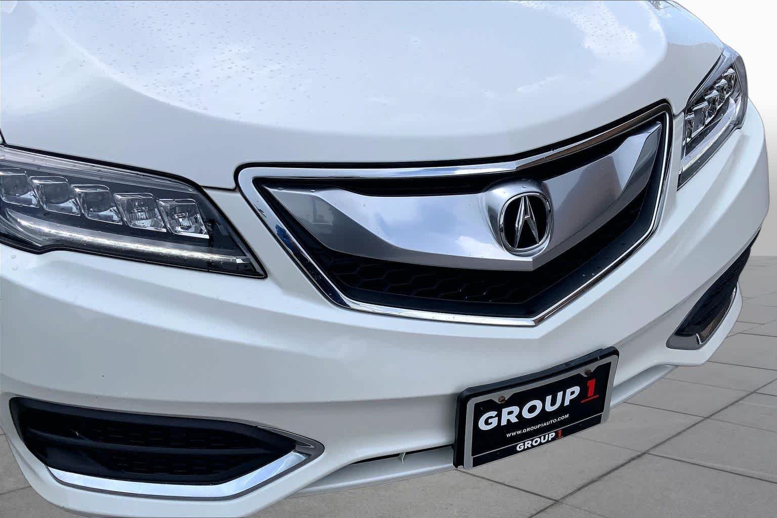 Used 2018 White Diamond Pearl Acura AWD with Technology Package image 30