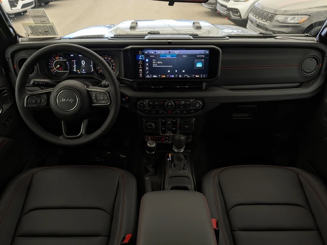 New 2026 Black Jeep Rubicon - - 4x4 - 3.6L V6 - Nappa Leather - 3-Pc Hardtop - Steel Perf Hood & More! image 23