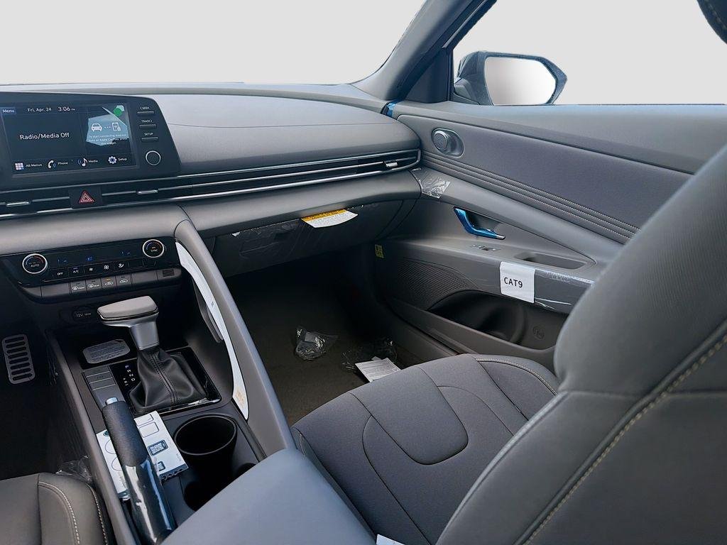 New 2026 Serenity White Hyundai SEL Sport image 16