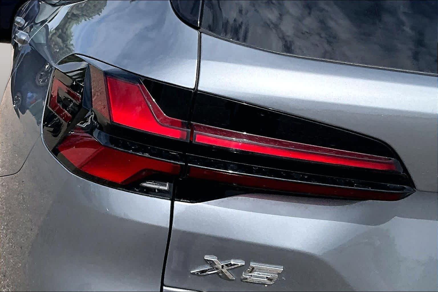 2026 BMW X5 50e - Photo 14
