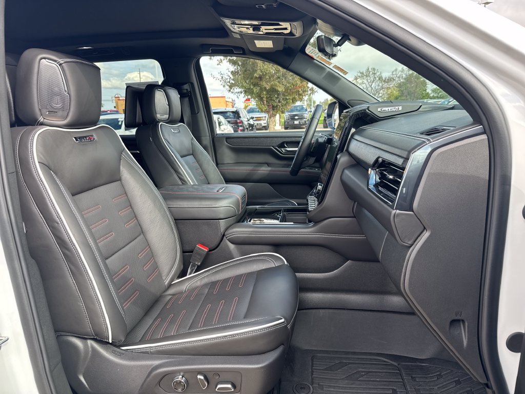 2026 GMC Yukon XL AT4 Ultimate - Photo 45