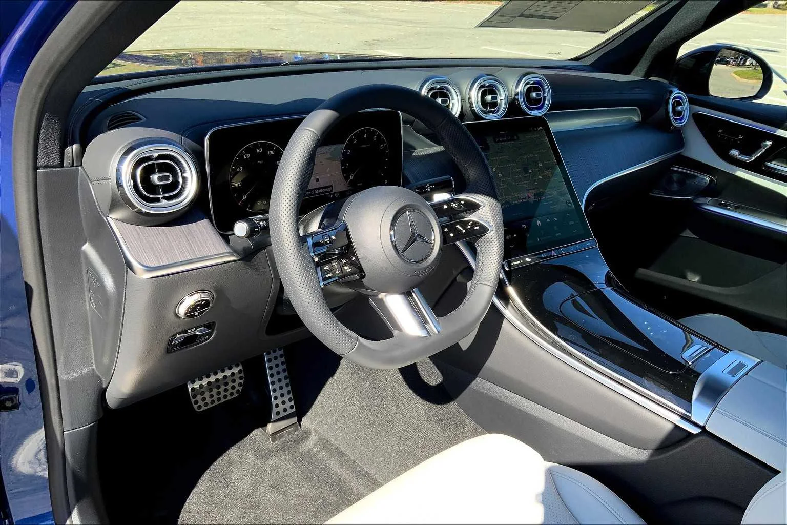 Certified Used 2026 Starling Blue Metallic Mercedes-Benz GLC 300 image 9