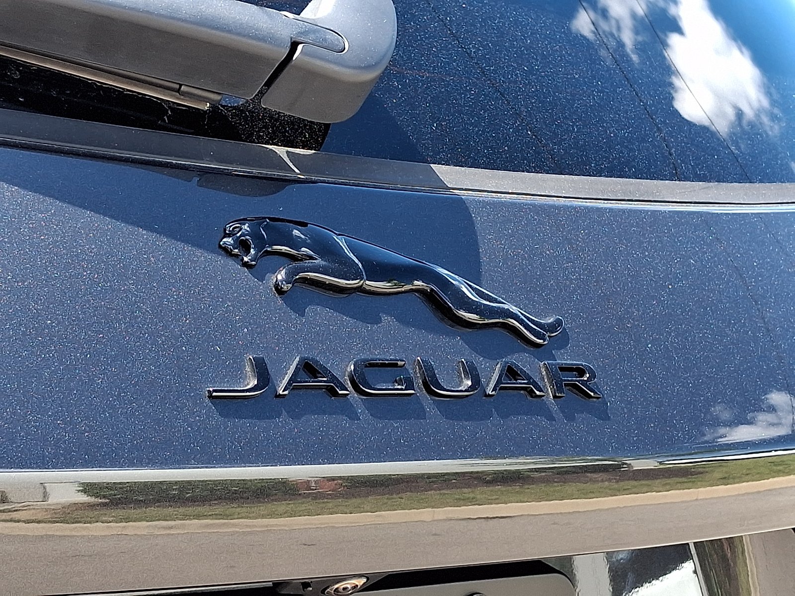 New 2026 Carpathian Grey Jaguar R-Dynamic S P400 AWD Automatic image 21