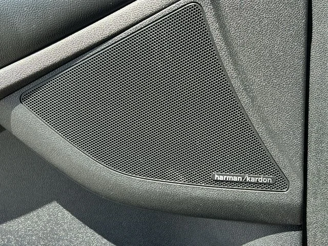 Used 2019 Purple Kia EX image 34