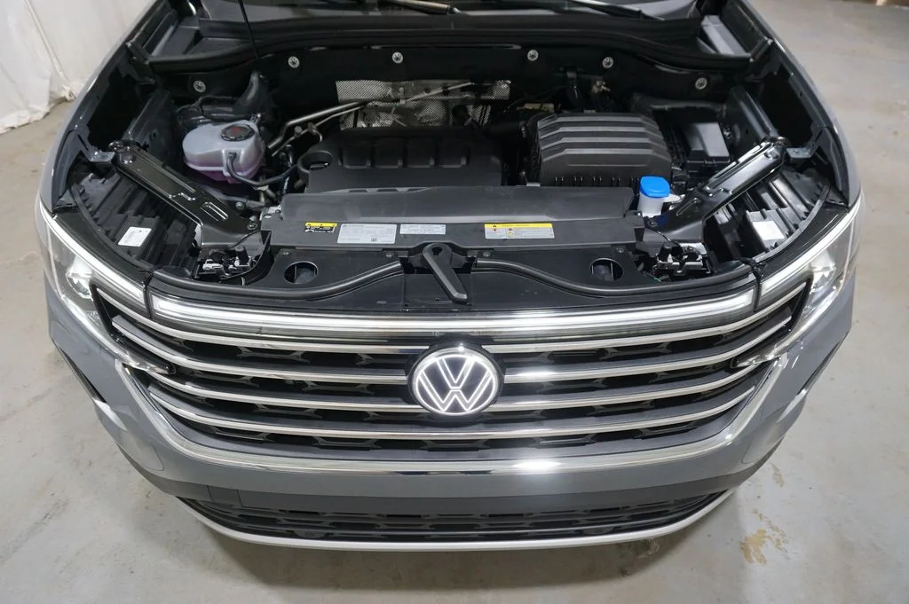New 2026 Gray Volkswagen 2.0T SE w/Technology image 32