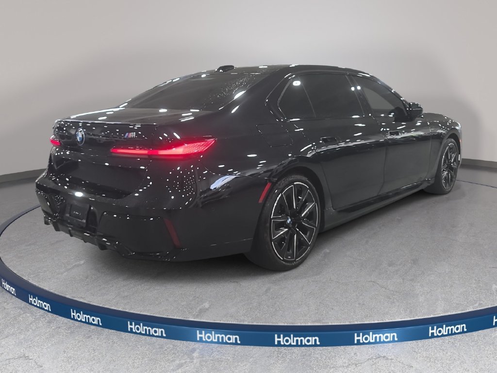 Certified Used 2023 Black Sapphire Metallic BMW xDrive60 image 6