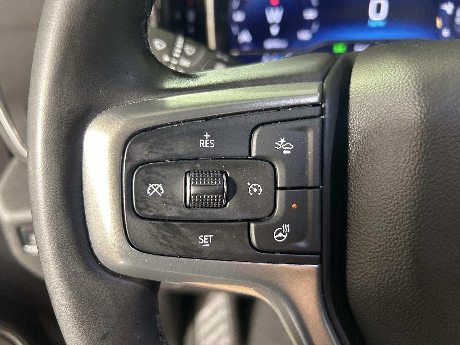 Used 2025 Black Chevrolet LT image 21