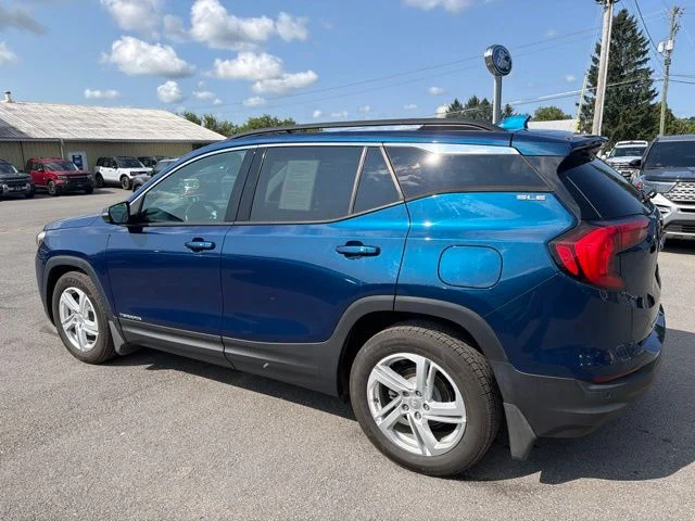 Used 2019 Blue Emerald Metallic GMC SLE image 5