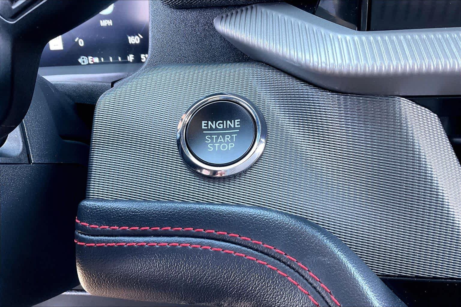 Used 2026 Space Gray Ford ST-Line image 30