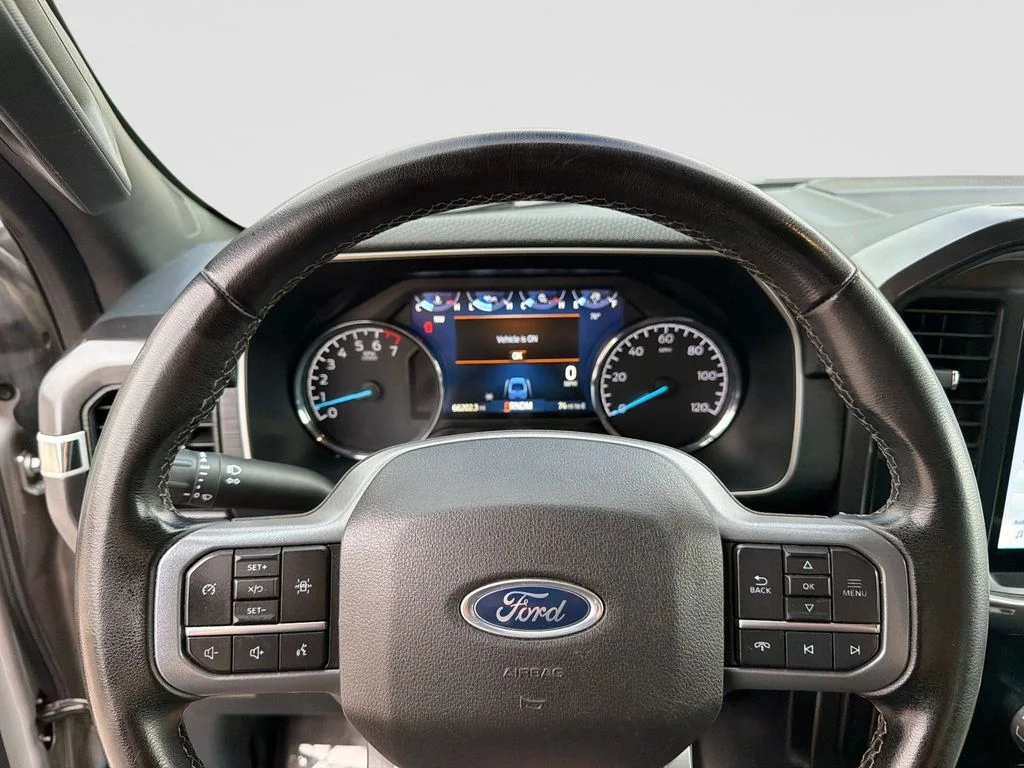 Used 2023 Silver Ford XLT image 27