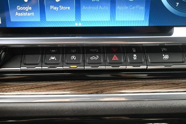 Used 2023 Gray Chevrolet LT image 22