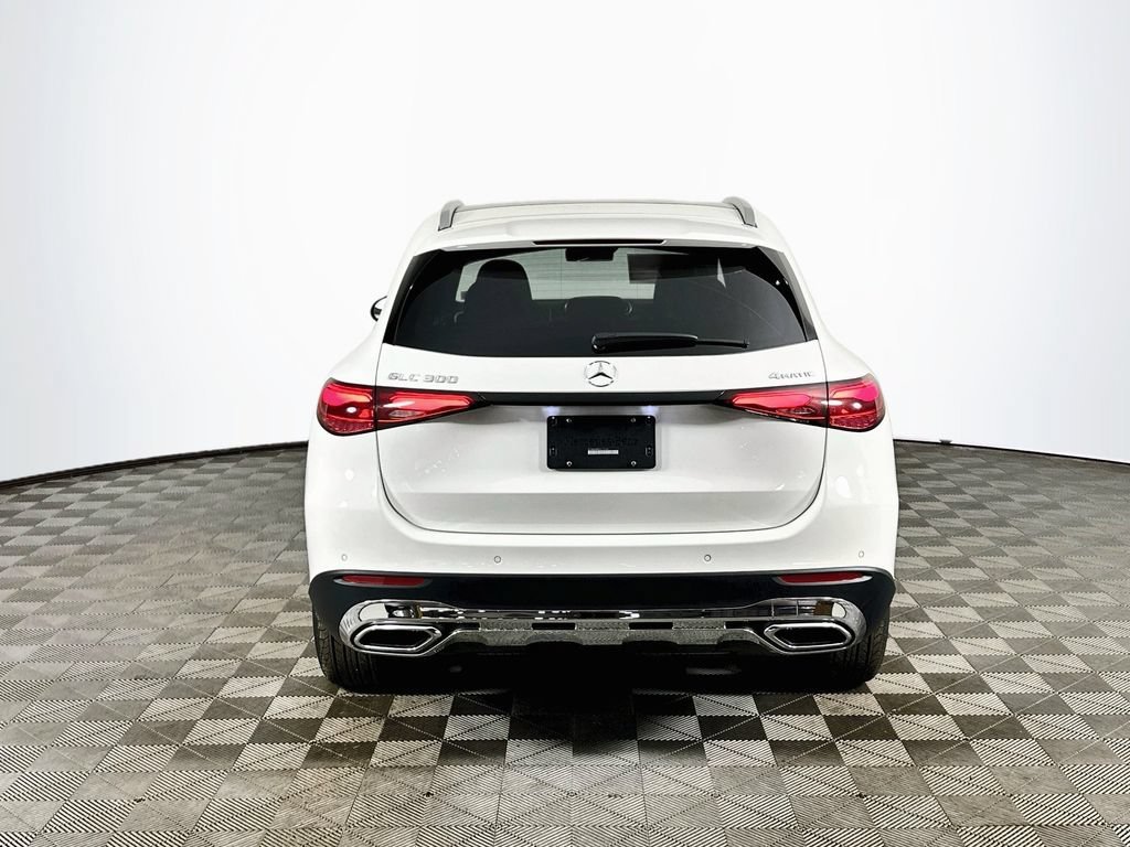 New 2026 Polar White Mercedes-Benz GLC 300 image 39