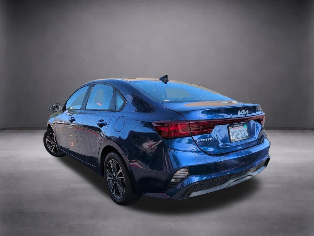 Used 2023 Blue Kia LXS image 6