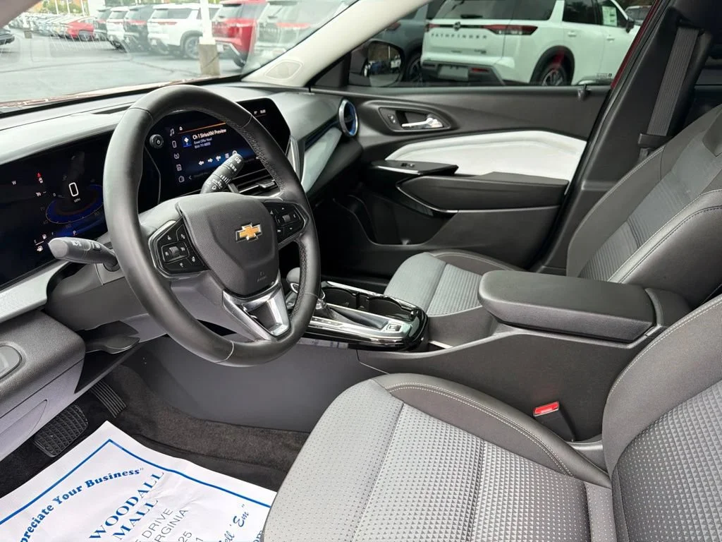 Used 2024 Crimson Metallic Chevrolet LT image 16