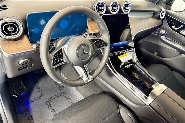 New 2026 Black Mercedes-Benz GLC 300 image 39