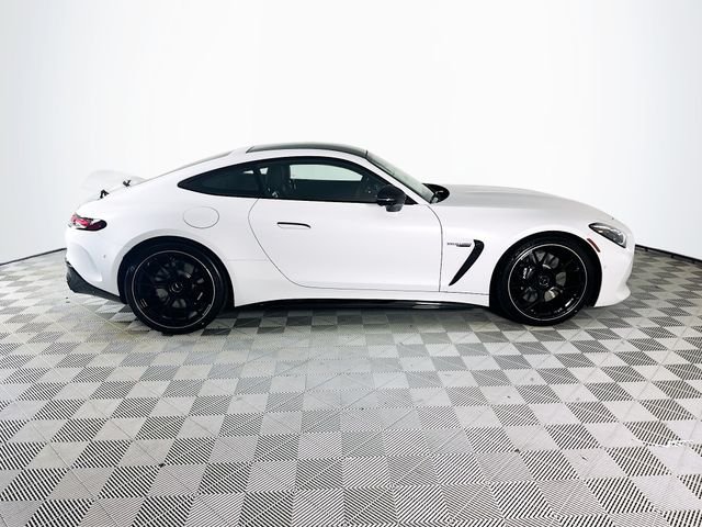 New 2026 MANUFAKTUR opalite white magno Mercedes-Benz Base image 8