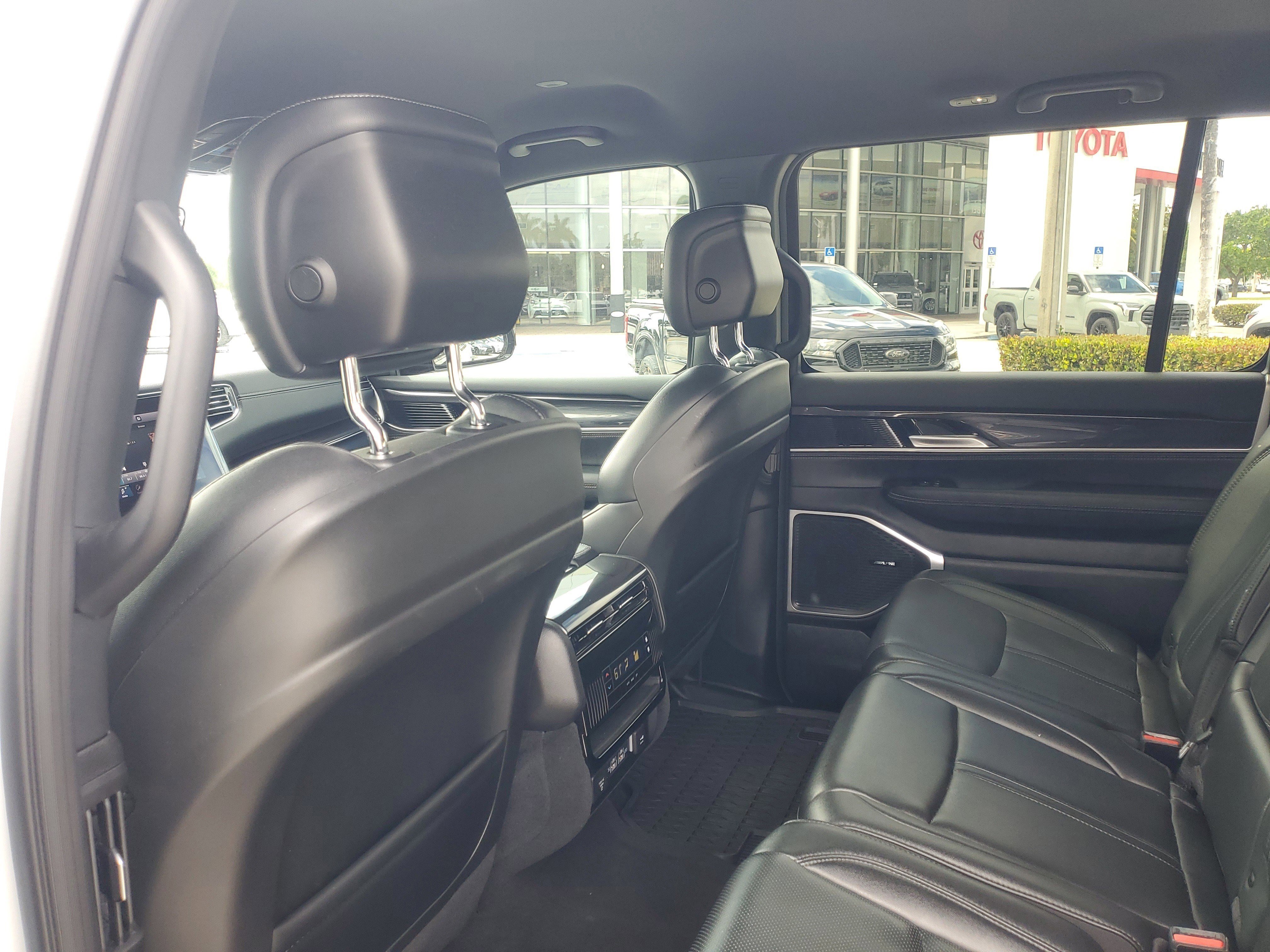 Used 2024 Bright White Clearcoat Jeep Base image 13