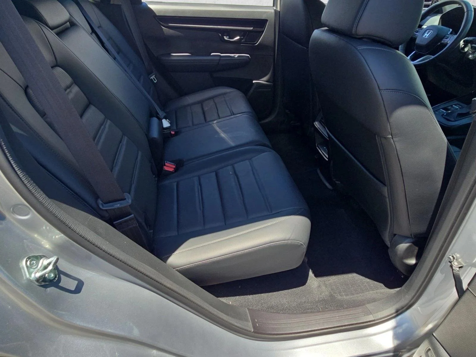 Used 2024 Lunar Silver Metallic Honda EX-L image 20