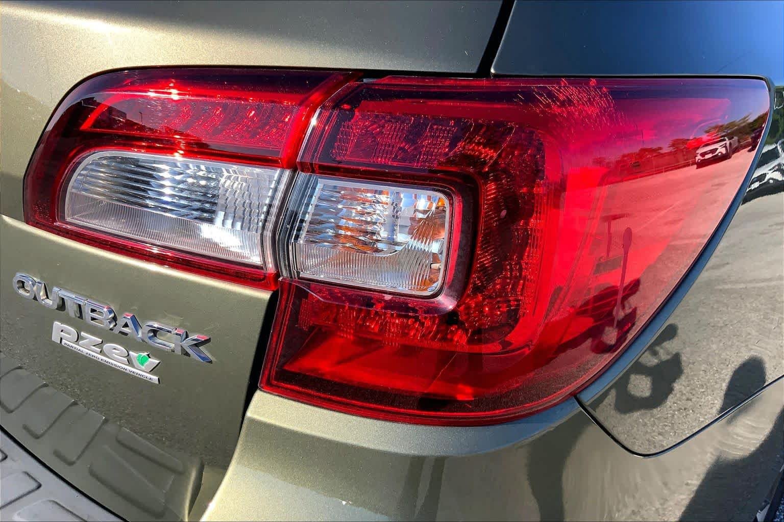 Used 2017 Wilderness Green Metallic Subaru Limited image 10