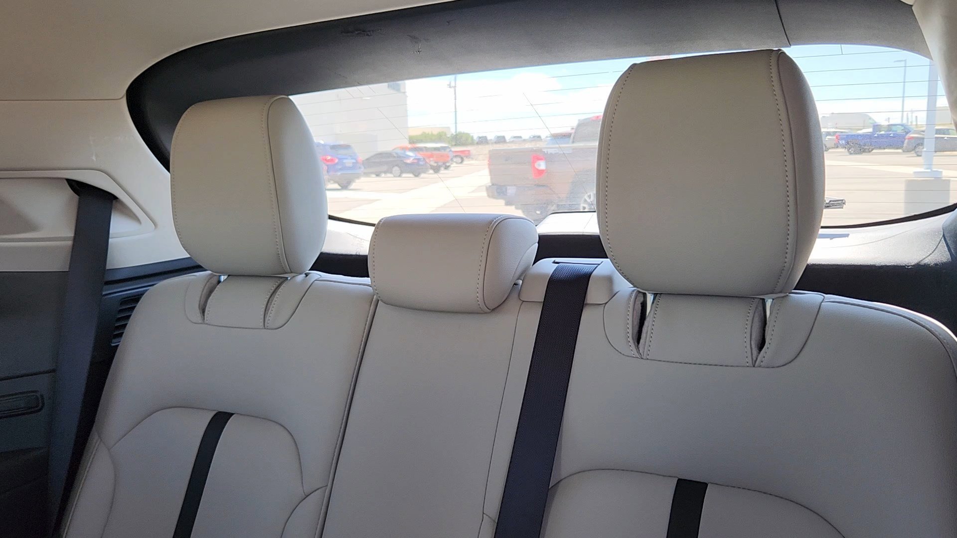 Used 2025 Jet Black Mica Mazda Preferred Package image 19