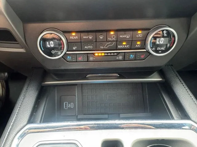 Used 2021 Black Ford XLT image 30