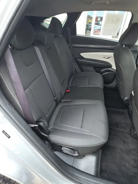 Used 2022 Silver Hyundai SEL image 18
