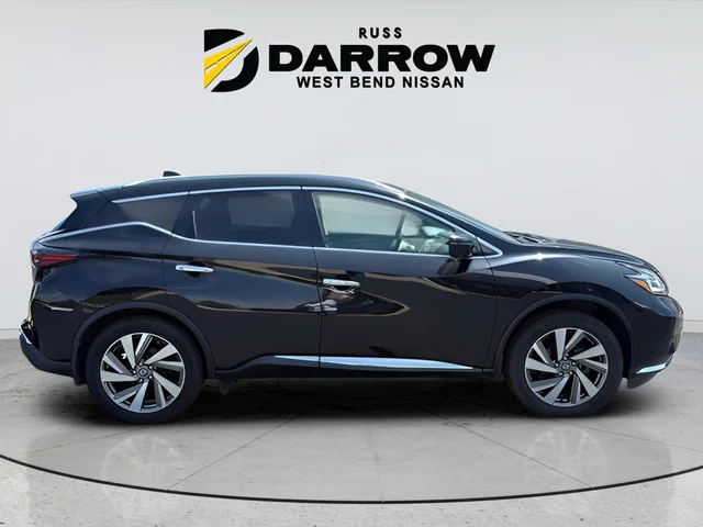 Used 2021 Black Nissan SL image 6