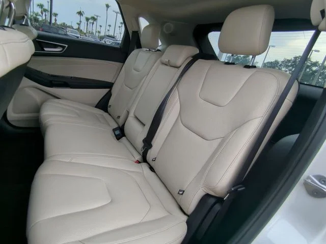 Certified Used 2019 White Platinum Tri-Coat Metallic Ford Titanium image 14
