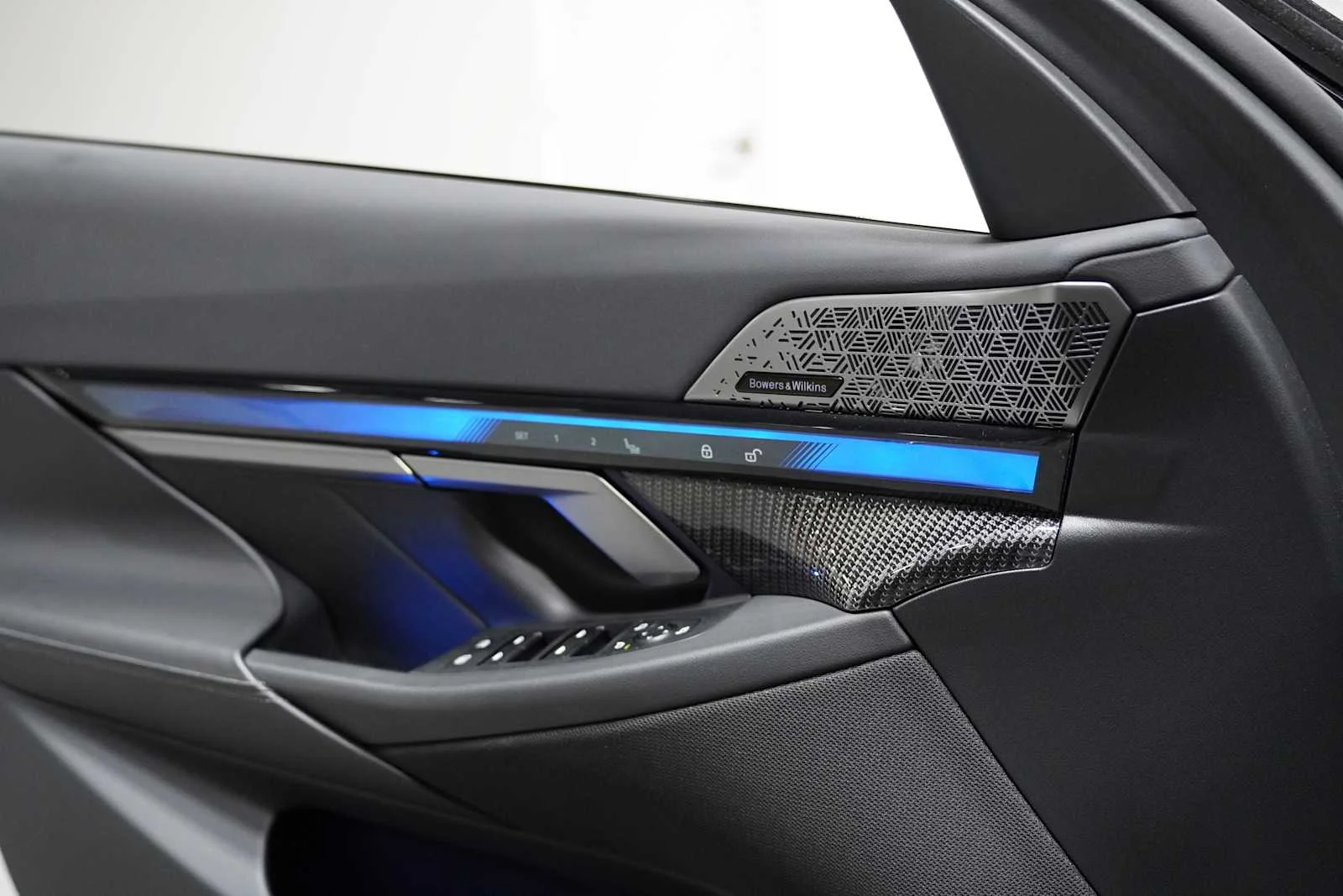 Used 2025 Black Sapphire Metallic BMW  image 12