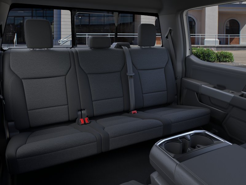 New 2026 Oxford White Ford XLT image 11