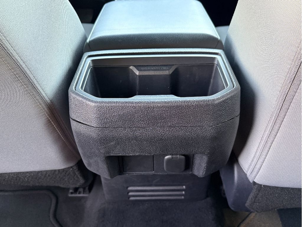 Used 2026 Ice Cap Toyota SR5 image 29