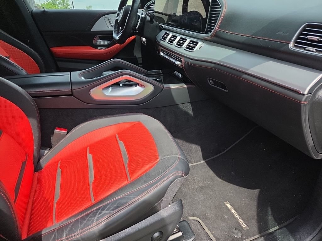 Certified Used 2024 MANUFAKTUR Alpine Gray Mercedes-Benz GLE 53 AMG® image 17