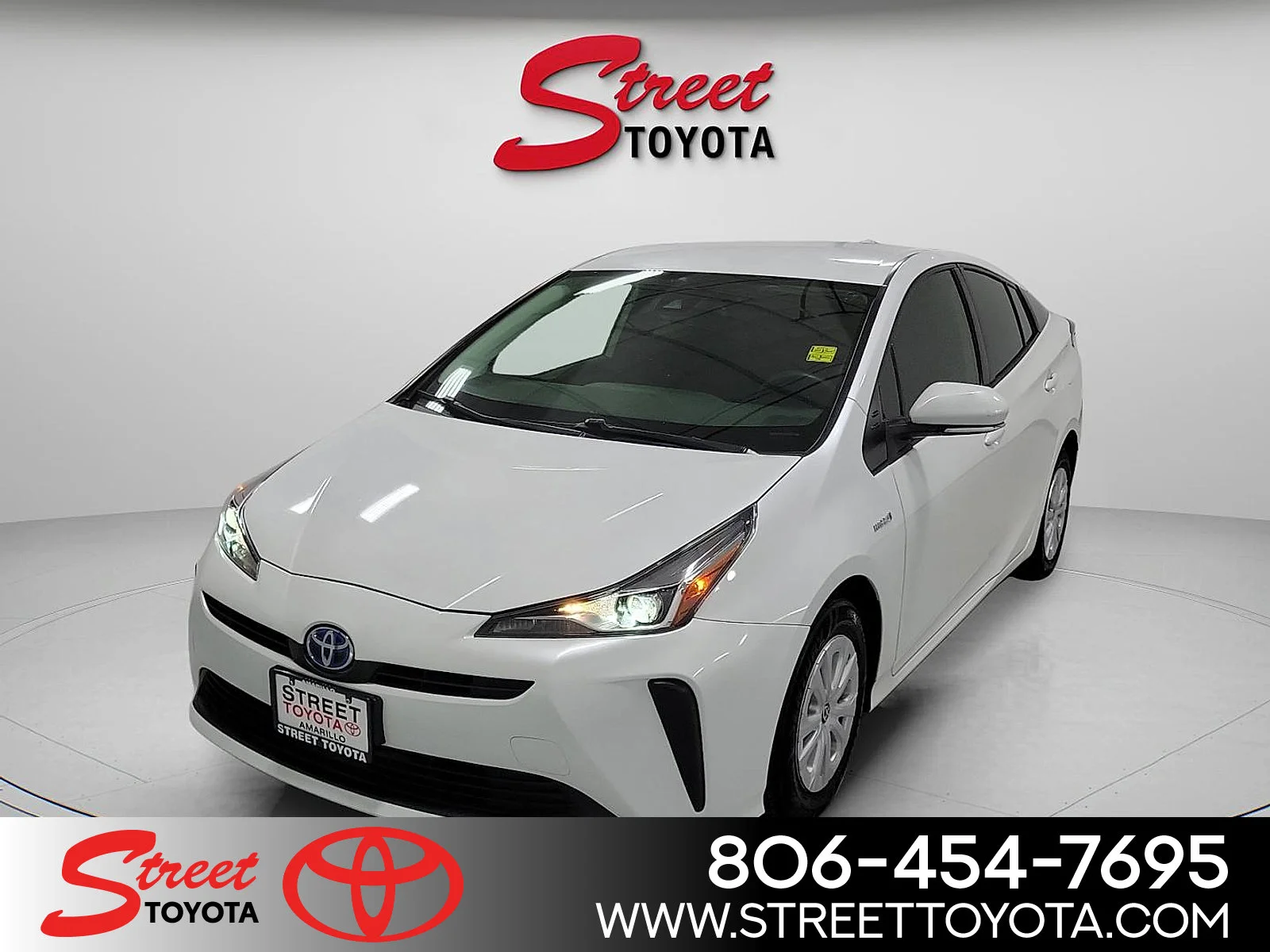 2022 Toyota Prius L Eco