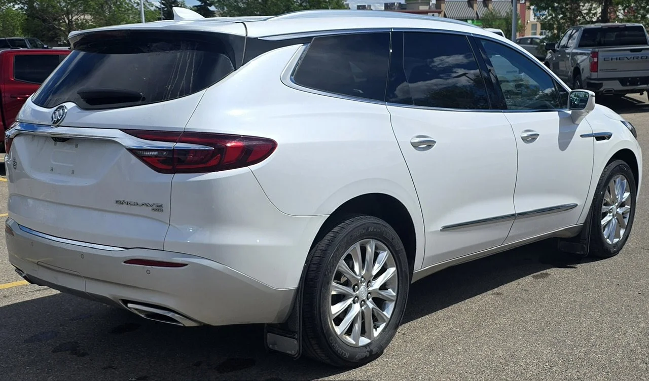 Used 2019 White Buick Premium AWD image 5