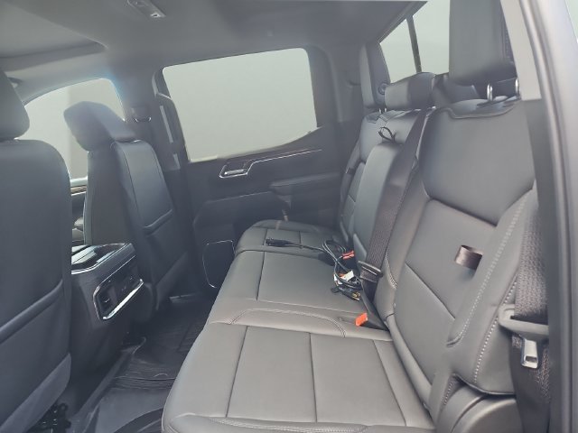 New 2026 Sterling Metallic GMC Elevation image 27