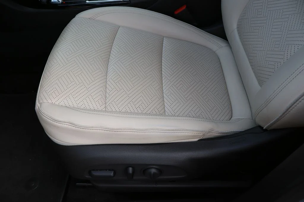 Used 2022 Gray Buick Essence image 21