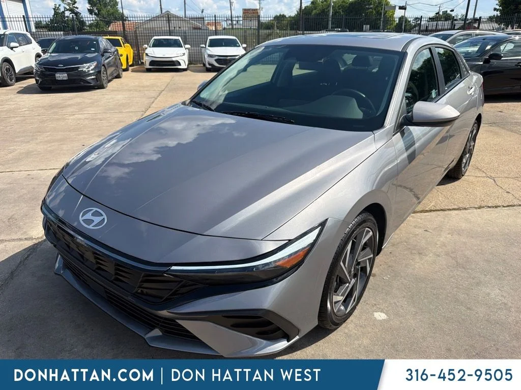 2025 Hyundai Elantra 2.0 SEL Convenience IVT's photo