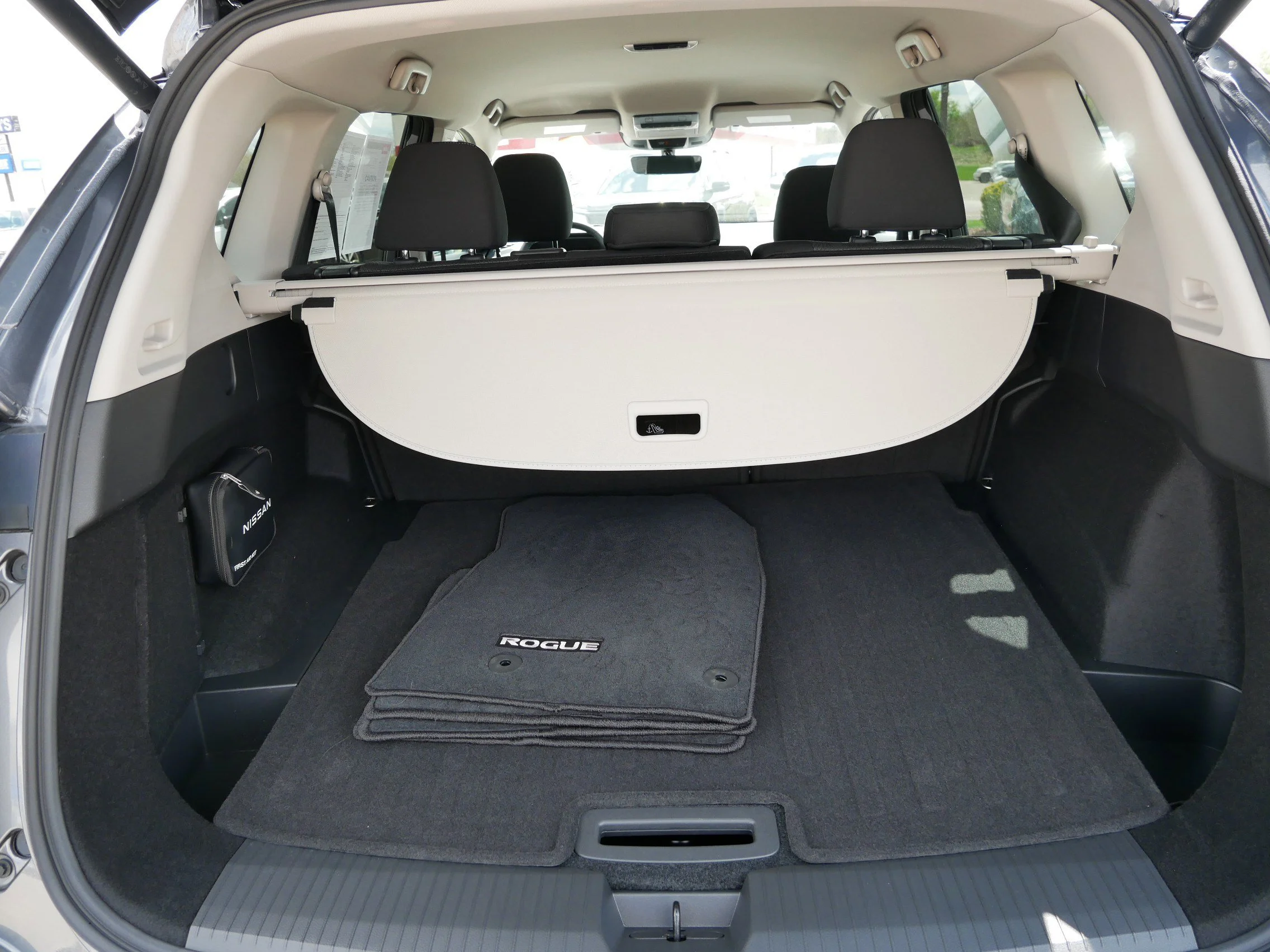 2026 Nissan Rogue SV - Photo 18