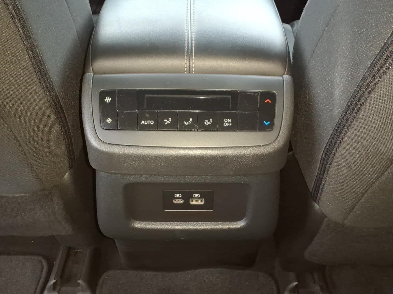 Used 2024 Deep Ocean Blue Pearl Nissan SV image 30