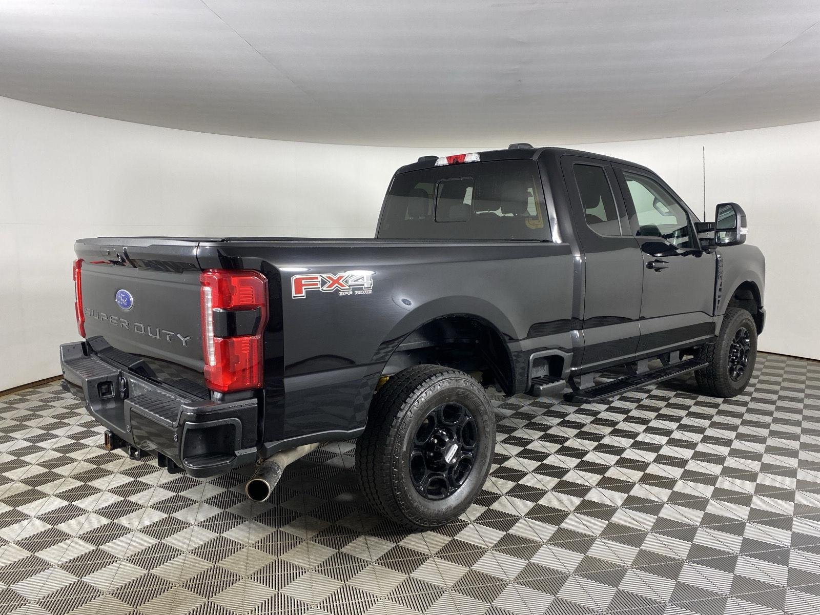 Used 2023 Black Metallic Ford XLT image 30
