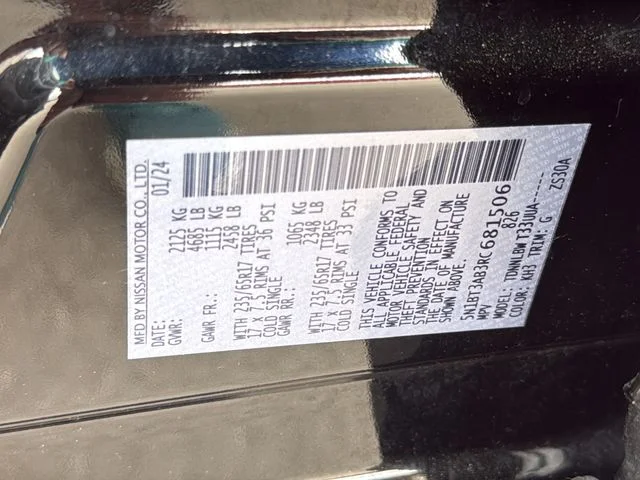 Used 2024 Black Nissan S image 19