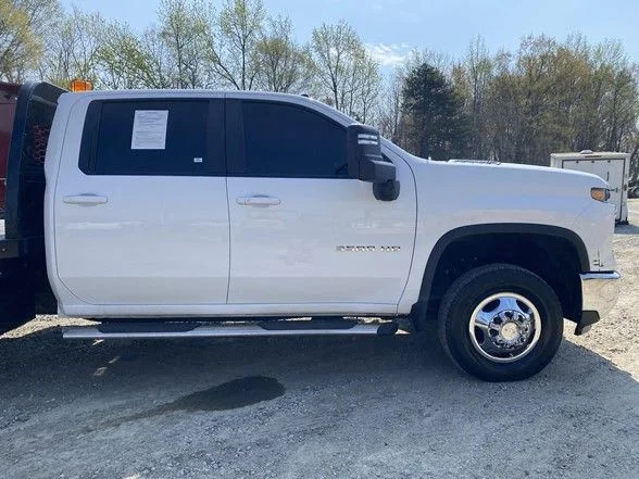 Used 2024 White Chevrolet LT image 63