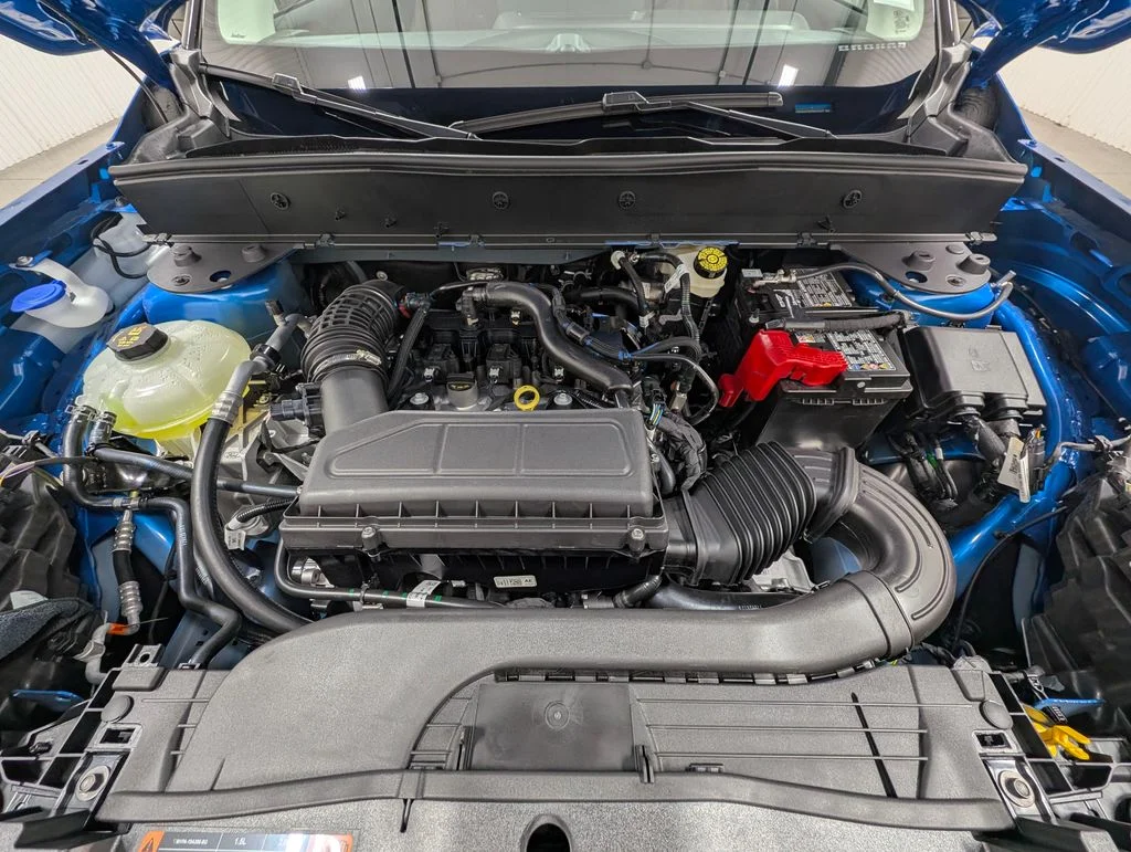 New 2026 Velocity Blue Metallic Ford Outer Banks® image 25