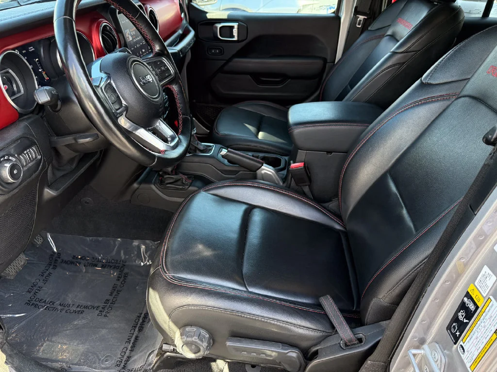 Used 2021  Jeep Unlimited Rubicon image 24