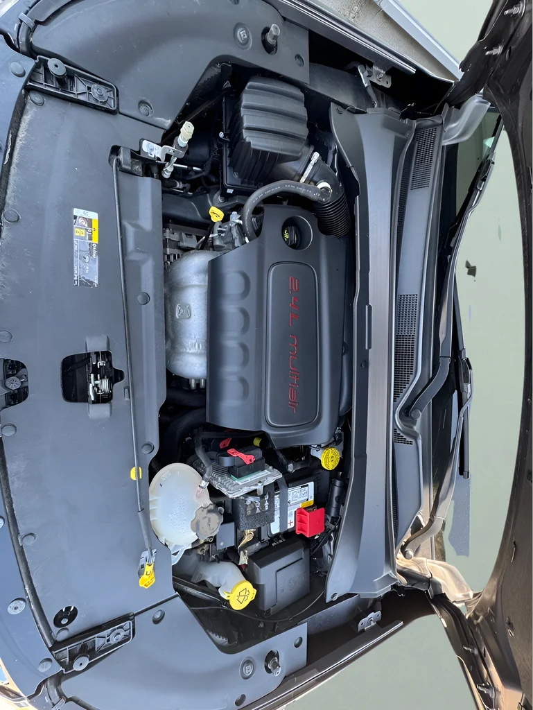 Used 2022 Gray Jeep Limited image 29