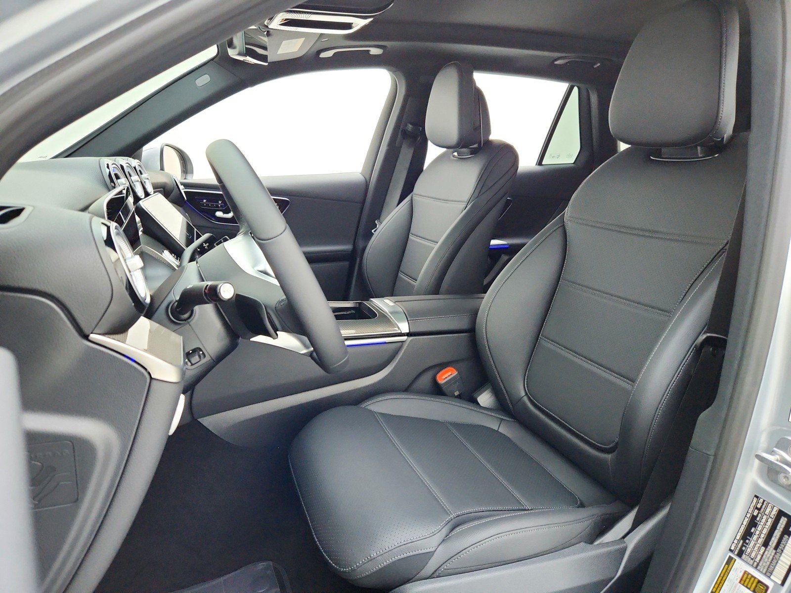 New 2026 Cirrus Silver Metallic Mercedes-Benz GLC 300 SUV image 17
