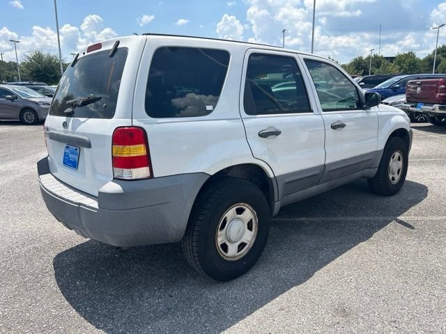 Used 2007 White Ford XLS image 5